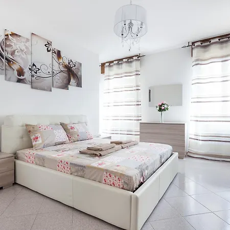 Alexander Apartament Werona